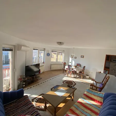 Apartment Cherry Hill *